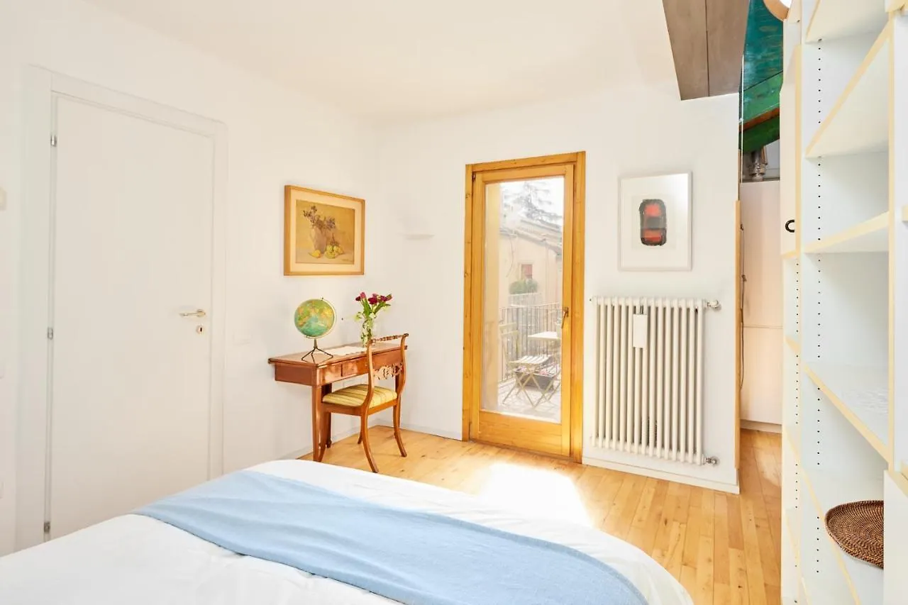 Italian Design Small Attic Μπολόνια Διαμέρισμα