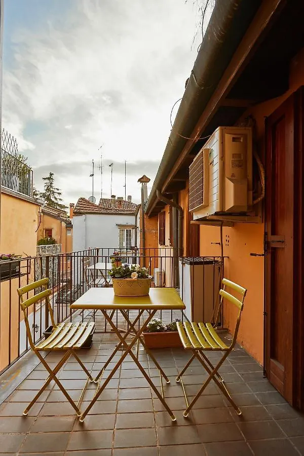 Italian Design Small Attic Μπολόνια Διαμέρισμα